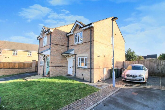 2 Bedroom Semi-Detached House To Rent In Sedbergh Close, Bradford, BD10