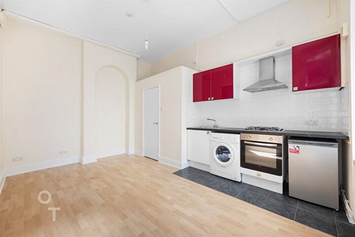 Studio To Rent In Leverton Street, NW5