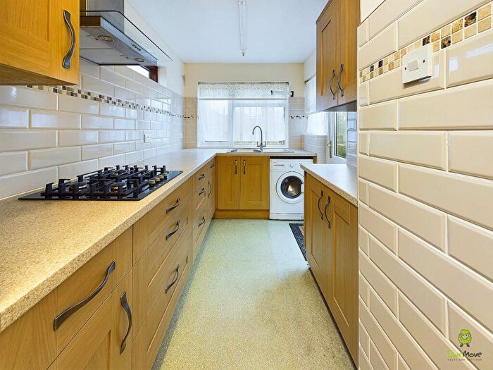 3 Bedroom End Of Terrace House For Sale In Clovelly Road, Bexleyheath, Kent, DA7