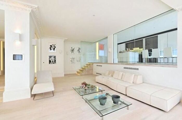 3 Bedroom Flat To Rent In De Laszlo House, Fitzjohns Avenue, Hampstead, NW3