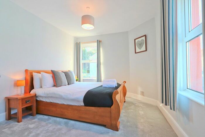 3 Bedroom Flat To Rent In Sydenham Road, Knowle, Bristol, BS4