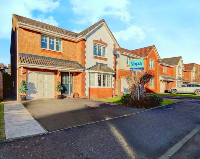 4 Bedroom Detached House For Sale In Heritage Park, West Kilbride, KA23