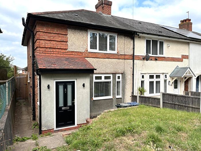 3 Bedroom End Of Terrace House To Rent In Fitzroy Road, Northfield, Birmingham, B31