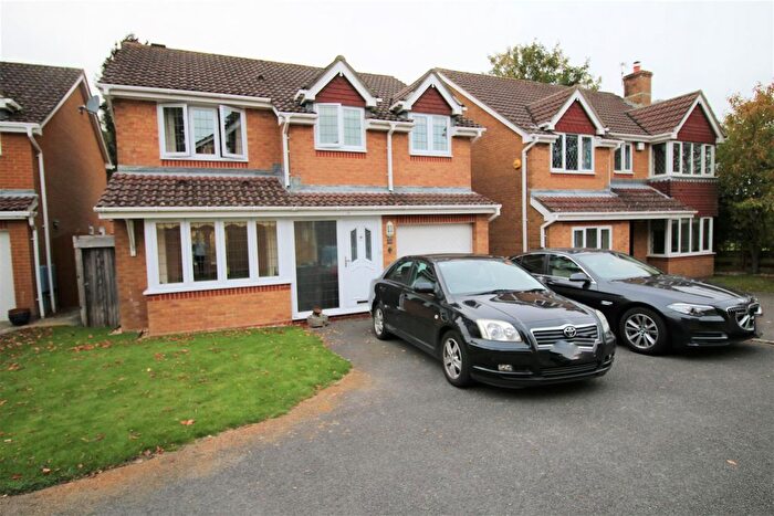 4 Bedroom Detached House To Rent In Wood Close, Basingstoke, Hants, RG22