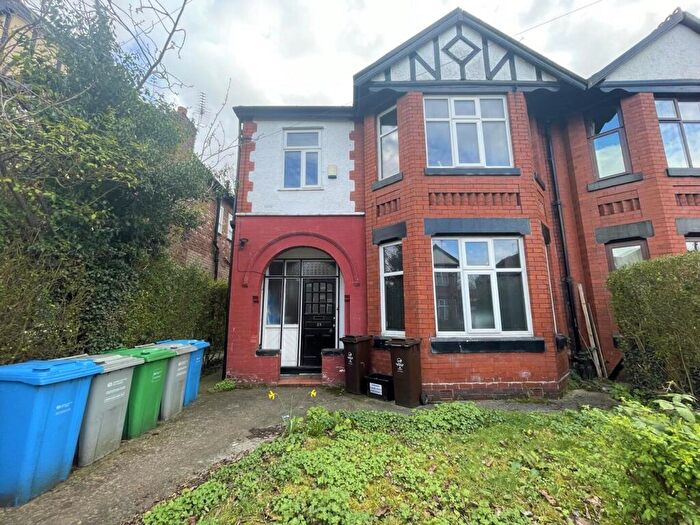 6 Bedroom Property To Rent In Park Range, Victoria Park, £pppw, M14