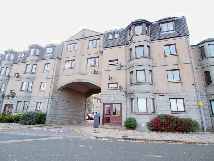 2 Bedroom Flat To Rent In Errol Street, Aberdeen, AB25