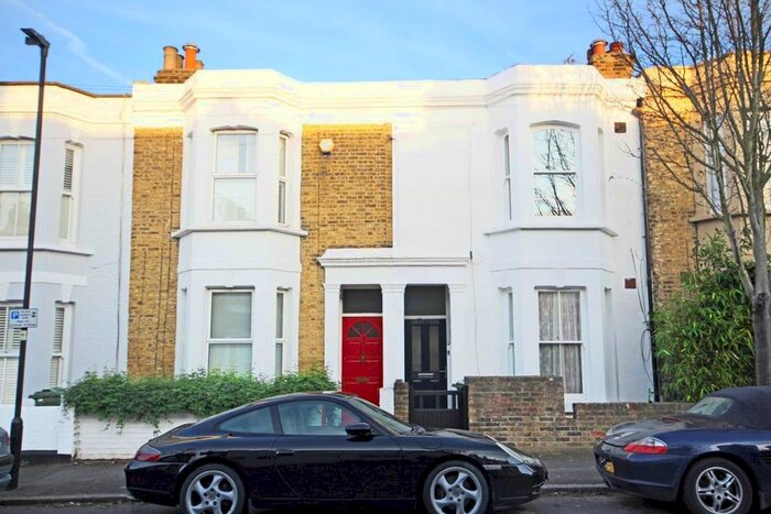 1 Bedroom Flat To Rent In Hargwyne Street, London, SW9