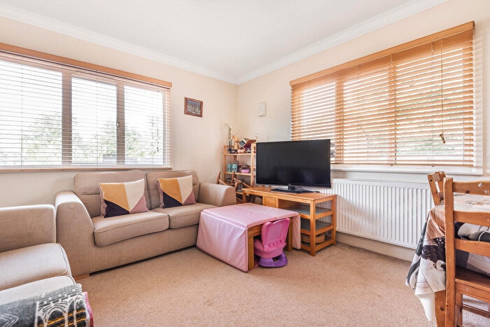 2 Bedroom Apartment To Rent In Lee Church Street, Lewisham, London, SE13