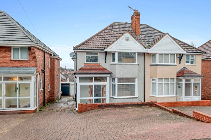 3 Bedroom Semi-Detached House For Sale In Groveley Lane, Birmingham, B31