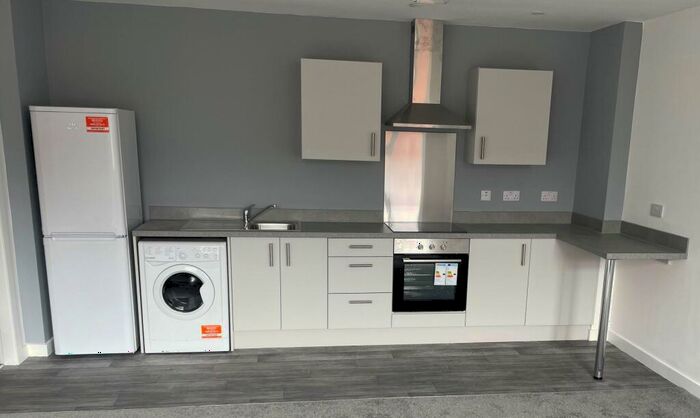 1 Bedroom Apartment To Rent In Paragon Street, Hull, HU1