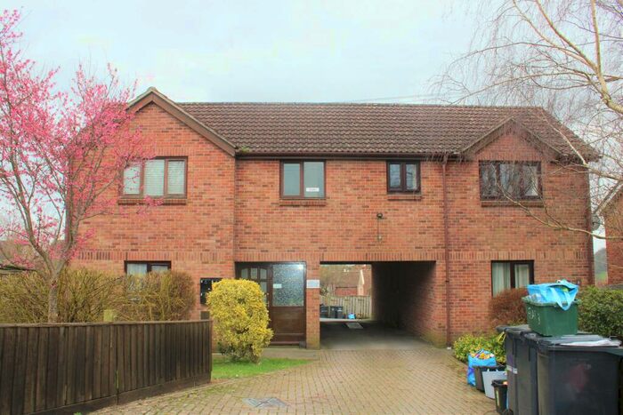 Flat To Rent In North-eastern, BA21