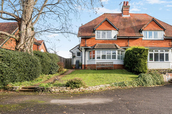 4 Bedroom Semi Detached House For Sale In Littleworth Road, The Sands, Farnham, Surrey, GU10
