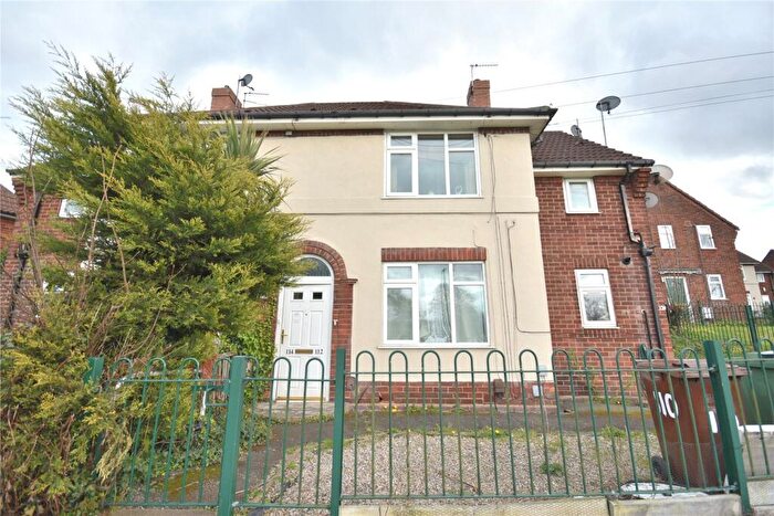 1 Bedroom Apartment For Sale In Inglewood Drive, Leeds, West Yorkshire, LS14