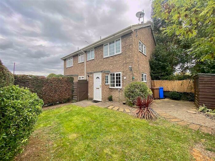 1 Bedroom Semi-Detached House To Rent In Maplewood Avenue, Hull, HU5