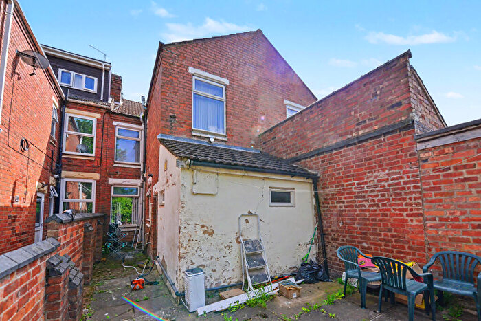 6 Bedroom Terraced House For Sale In Kingsway, Coventry, CV2