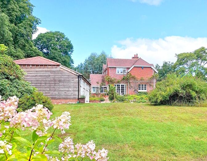 3 Bedroom Detached House For Sale In Bank, Lyndhurst, SO43