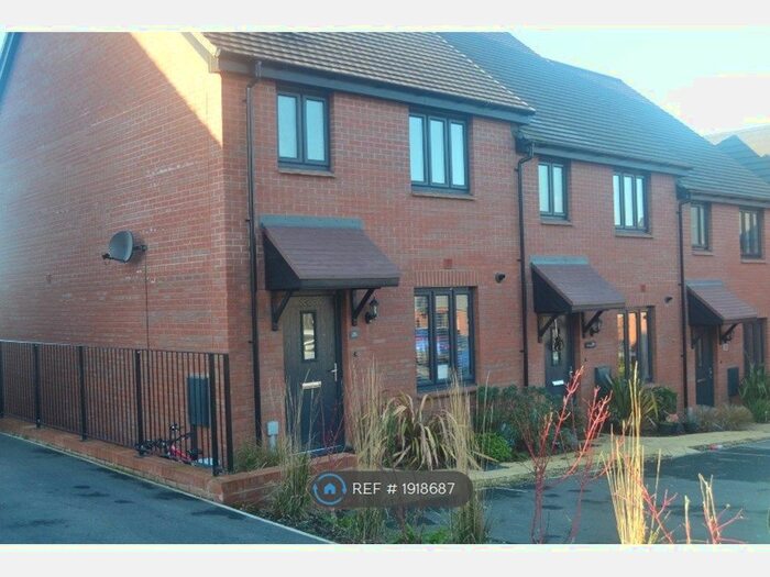 3 Bedroom Semi-Detached House To Rent In Engineers Way, Exmouth, EX8