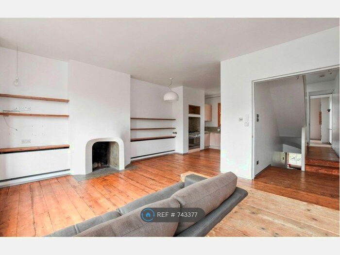 3 Bedroom Flat To Rent In Alconbury Road, London, E5