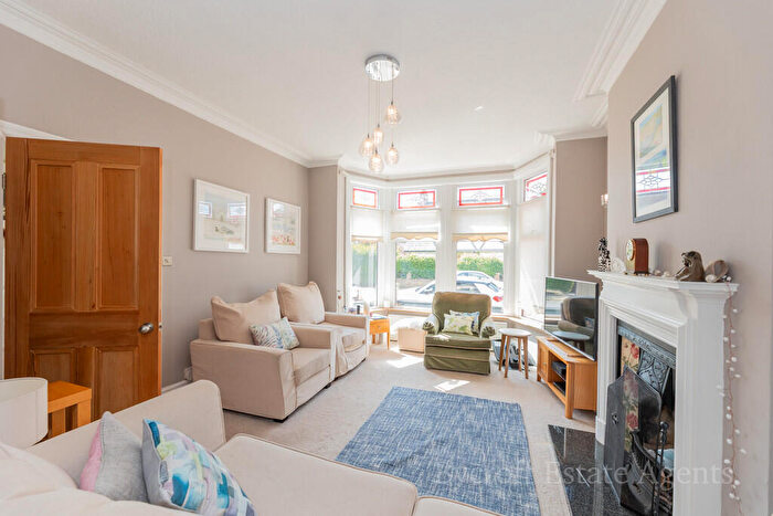 5 Bedroom Semi-Detached House For Sale In Set Over Three Spacious Storeys In Coastal Elmgrove Road, Gorleston, NR31