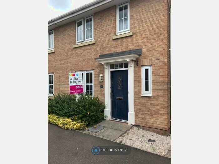 3 Bedroom Semi-Detached House To Rent In Coles Way, Grantham, NG31