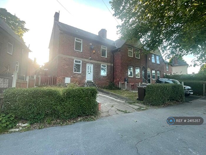 3 Bedroom End Of Terrace House To Rent In Edensor Road, Sheffield, S5