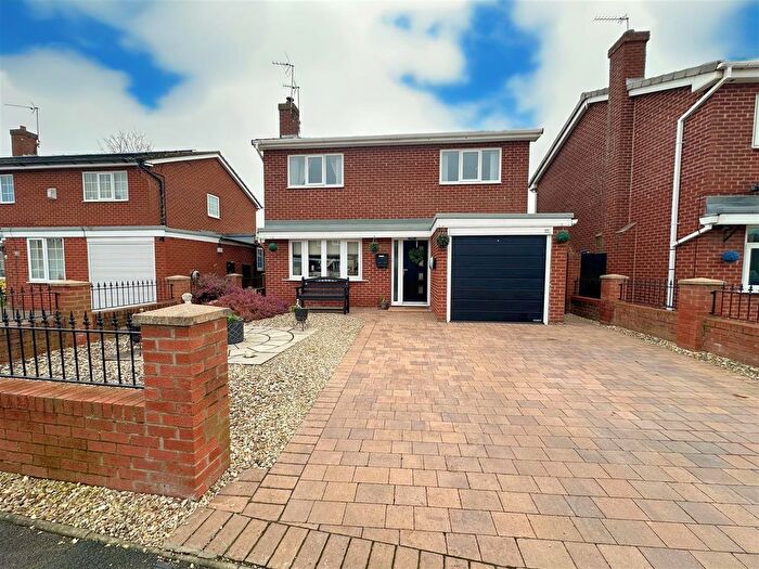 4 Bedroom Detached House For Sale In Langrick Avenue, Howden, Goole, DN14