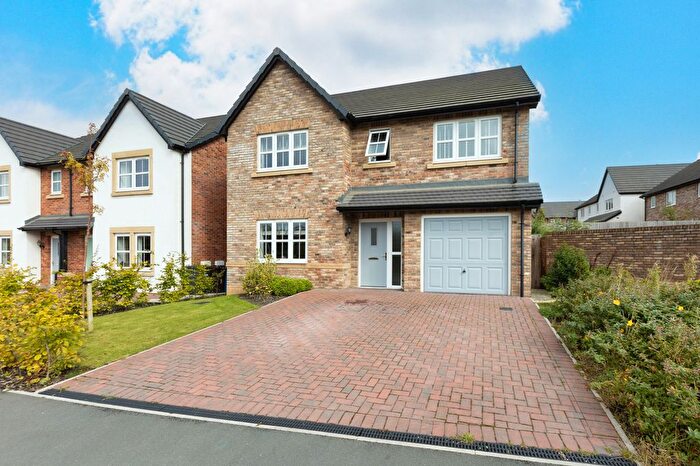 4 Bedroom Detached House For Sale In Dow View Drive, Kirkham, PR4
