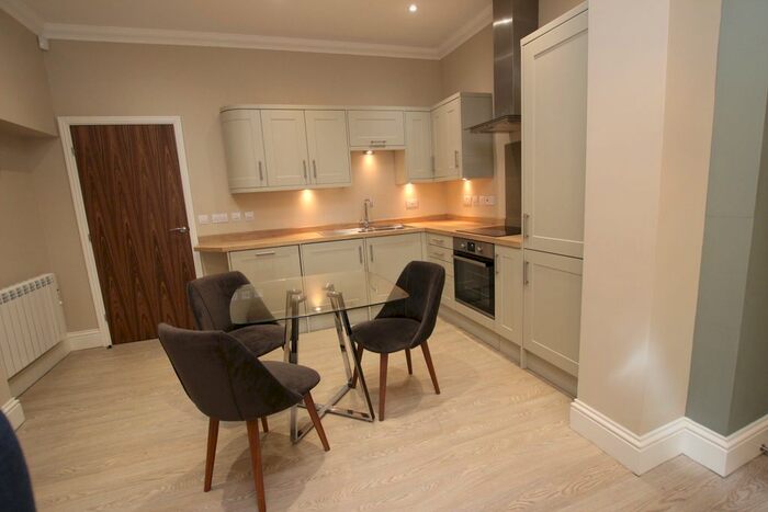 1 Bedroom Flat To Rent In Clinton House, Clinton Terrace, The Park, NG7