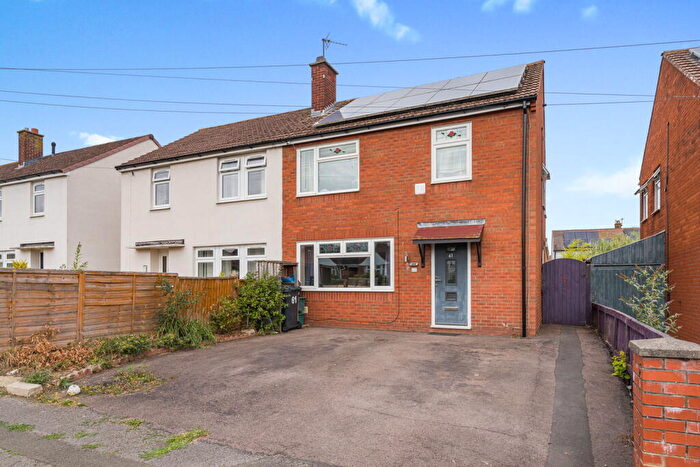 3 Bedroom Semi Detached House For Sale In Larkhay Road, Hucclecote, Gloucester, GL3