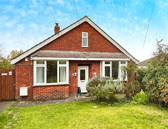 2 Bedroom Bungalow For Sale In High Street, Dilton Marsh, Westbury, BA13