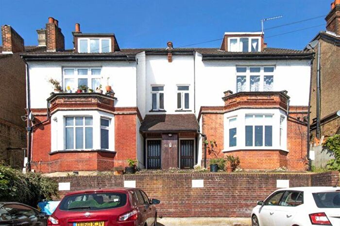 2 Bedroom Flat To Rent In Avondale Road, South Croydon, CR2
