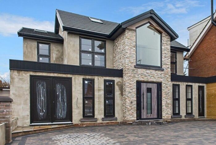 2 Bedroom Detached House For Sale In Middlehey Avenue, Knowsley, Prescot., L34