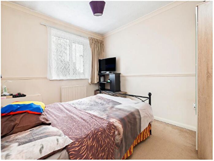 4 Bedroom Terraced House To Rent In Wilson Avenue, Mitcham, CR4