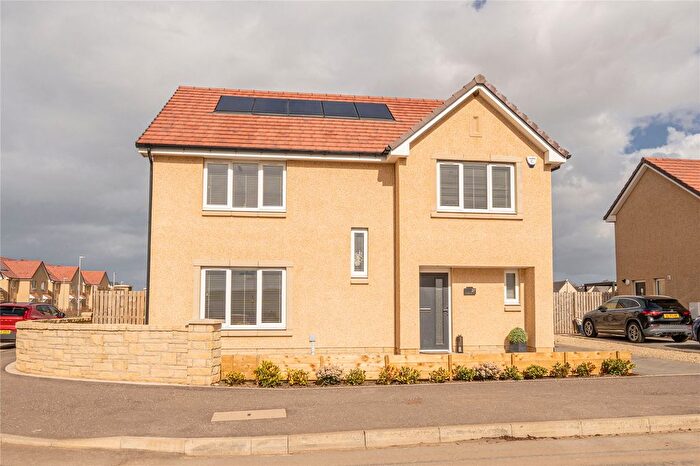 4 Bedroom Detached House For Sale In Barbachlaw Way, Wallyford, East Lothian, EH21
