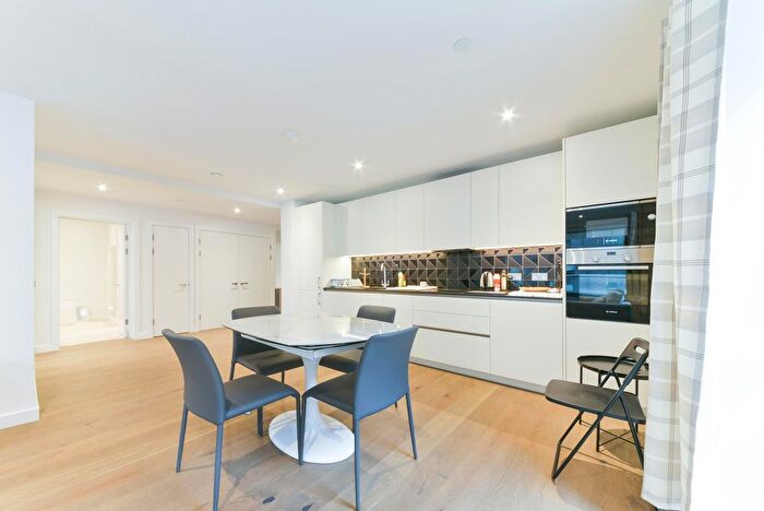 1 Bedroom Flat To Rent In Drake Apartments, Heygate Street, London, SE17