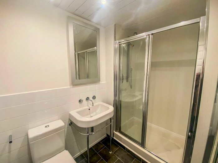 2 Bedroom Flat To Rent In Dixon Avenue, Govanhill, Glasgow, G42