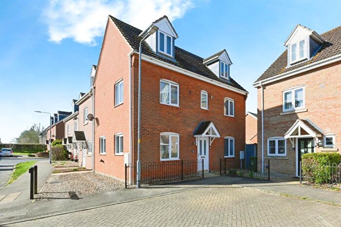 4 Bedroom Detached House For Sale In Rosemary Way, Downham Market, PE38