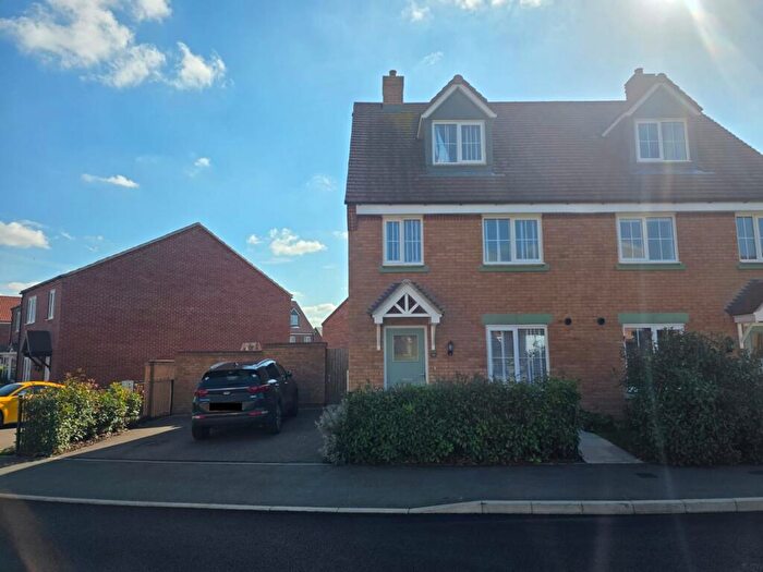 3 Bedroom Semi-Detached House For Sale In Heron Crescent, Melton Mowbray, LE13