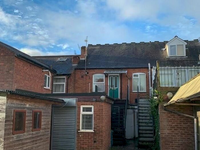 1 Bedroom Flat To Rent In Birchfield Road, Headless Cross, Redditch, B97