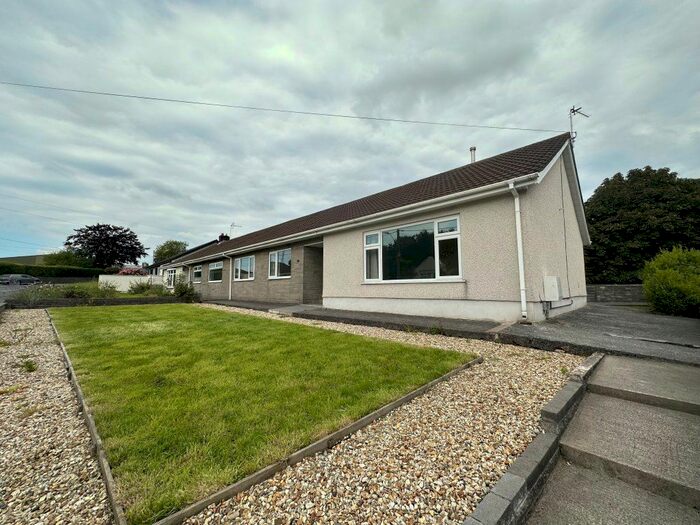 3 Bedroom Bungalow To Rent In Blackmill Road, Bryncethin, Bridgend, CF32