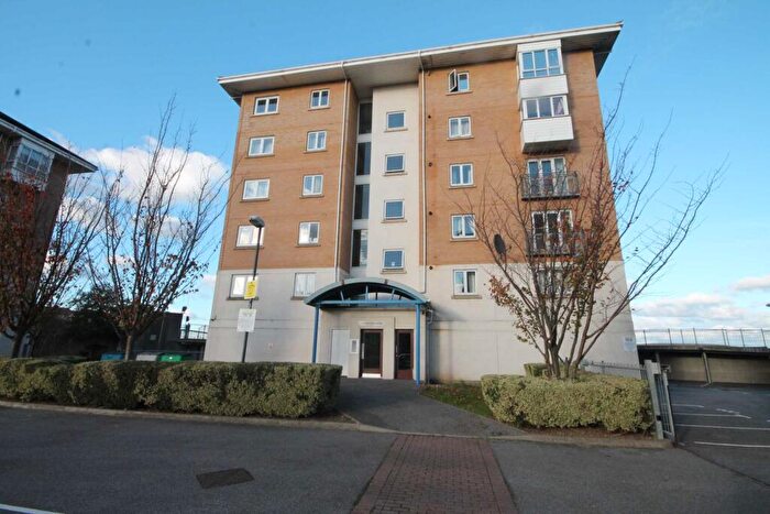 2 Bedroom Apartment For Sale In Cutter House, Macarthur Close, DA8