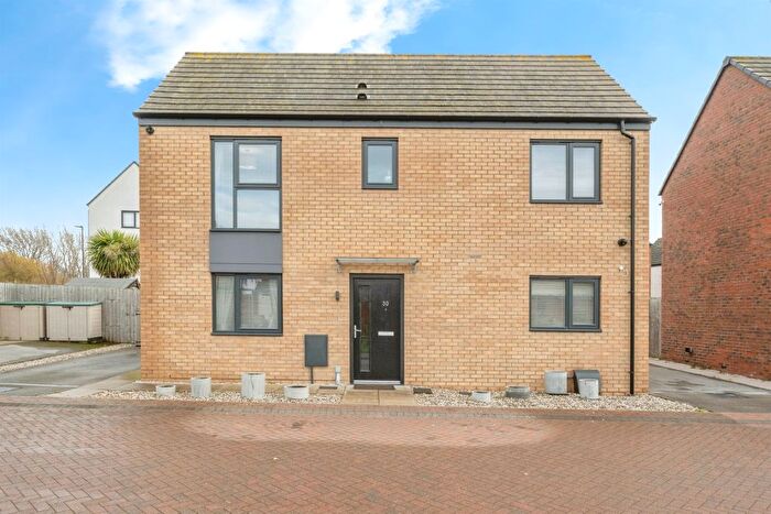 3 Bedroom Detached House For Sale In Burgundy Road, Balby, Doncaster, DN4