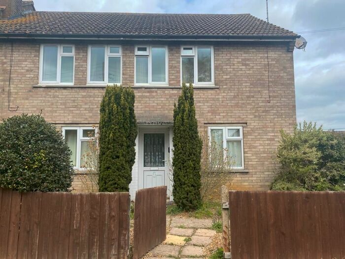 2 Bedroom Flat For Sale In Eastfield Crescent, Nassington, Peterborough, PE8