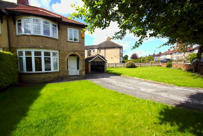 3 Bedroom Semi-Detached House To Rent In Carr Manor Road, Moortown, Leeds, LS17