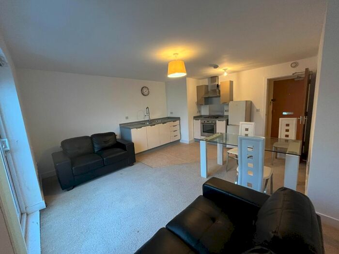 2 Bedroom Flat To Rent In Steele House, Woden Street, Manchester, M5