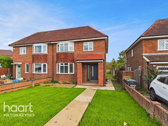 3 Bedroom Semi Detached House For Sale In Ridgway Road, Brogborough, MK43