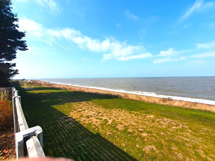 2 Bedroom Flat To Rent In Bay View Apartments, Morris Avenue, Herne Bay, Kent, CT6