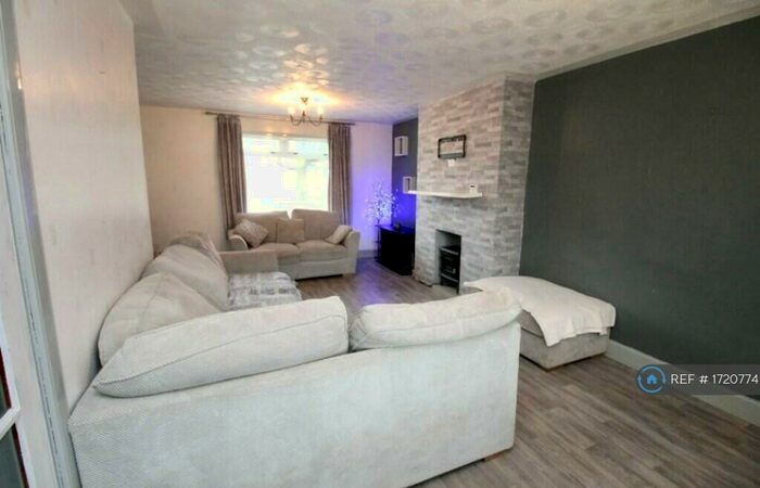 3 Bedroom Terraced House To Rent In Sutherland Drive, Denny, FK6