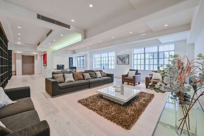 3 Bedroom Flat To Rent In Regent Lofts And Penthouses, Soho, London, W1F