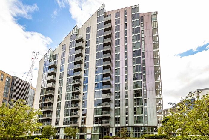 1 Bedroom Flat To Rent In Eastfields Avenue, London, SW18